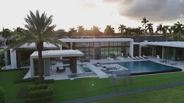 Inside One Of The Best Architectural Homes In Florida