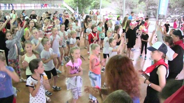 Детский лагерь Чайка (Алушта). Смотр строя и песни (2016-07-06) (16)
