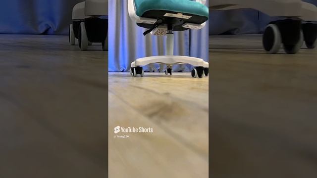Кресло для сидения с регулировкой высоты Calviano Cute голубое (бирюзовое)