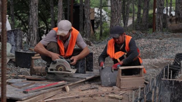 Монолитное перекрытие // Монтаж опалубки плиты перекрытия // Дом 400м2 в стиле ХАЙ-ТЕК // ИНВЕЙС