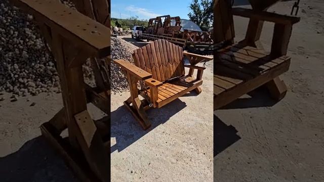 Такая скамеечка мне надо