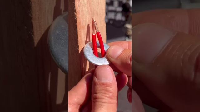 Крепление проводов.