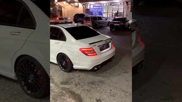 Выхлоп C63 AMG