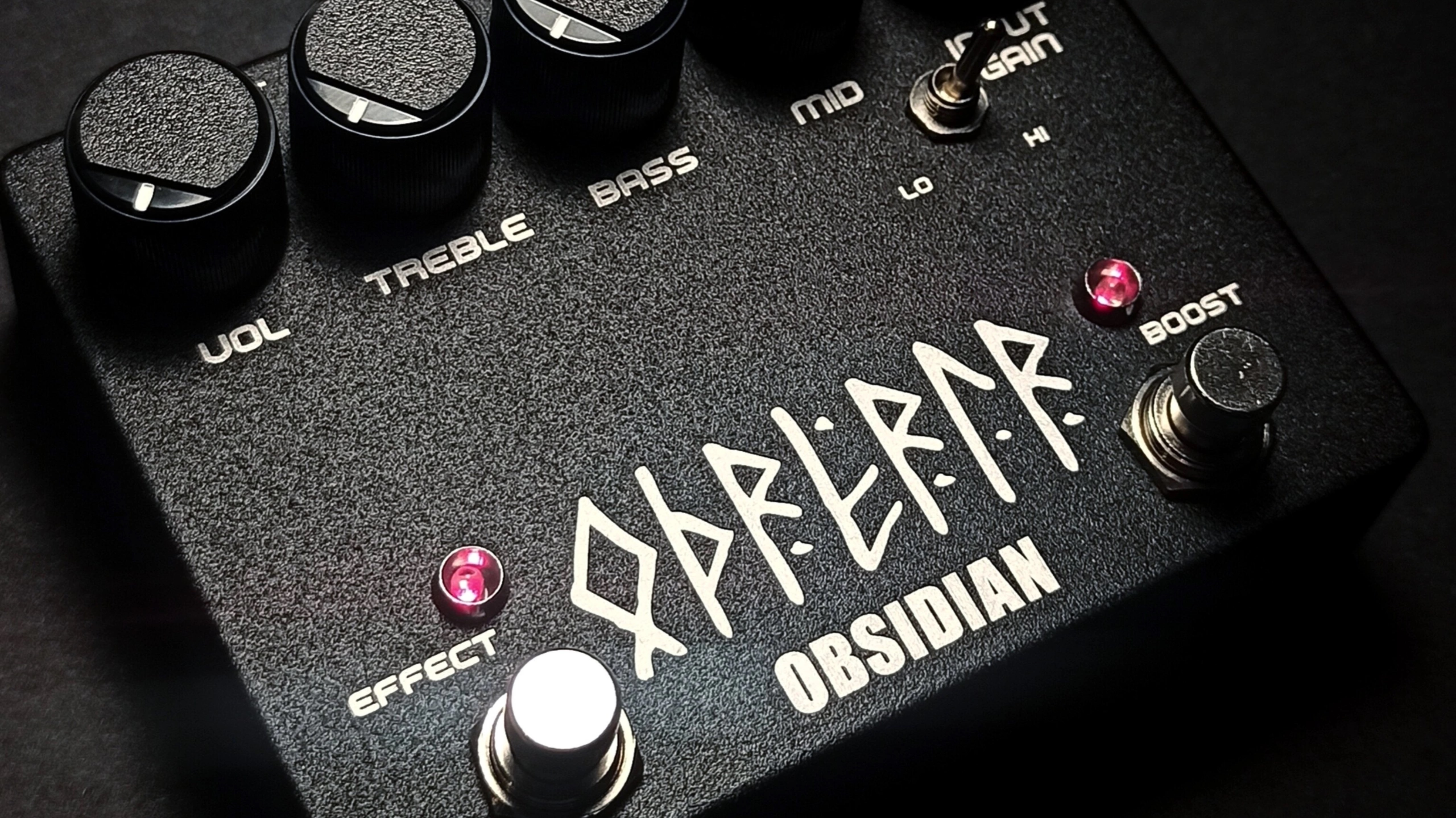 Obsidian Ãdrerir Bass Preamplifier