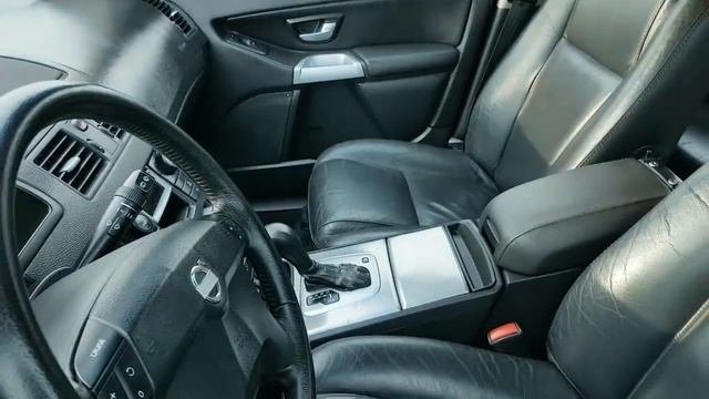 Кроссоверы и внедорожники Volvo XC цена. Ноябрь 2019.