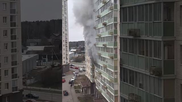 🔥Во Внуково на улице Омская из-за пожара пострадал один человек🔥