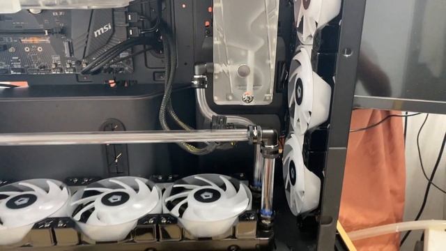 Phanteks 719 Custom Water Cooled