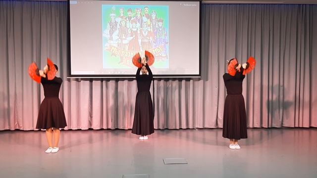 Николь Тен - Корейский танец