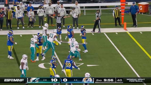 Anthony Walker's forced fumble gives ball back to Fins one play after Tua's INT