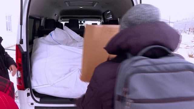 Волонтёры подарили сиротам телевизоры и тёплые пледы
