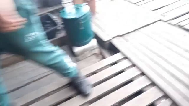 Ресторанчик 1🌺 всех приветствует!Наш Дмитрий на мангале, наш супер-шеф Александр на казанах.