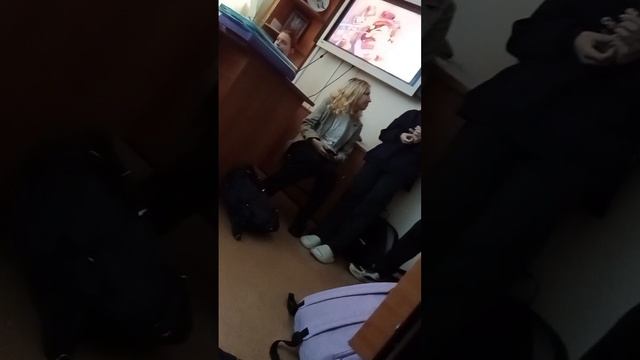 смотрим на уроки Смешариков
