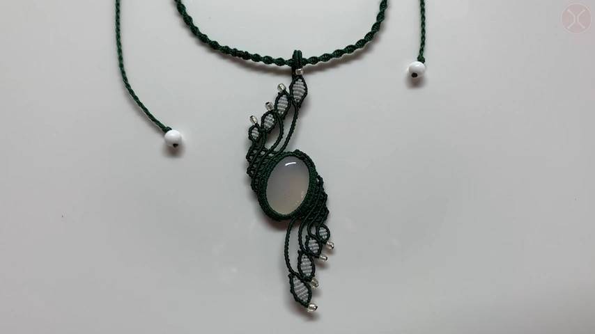 Macrame necklace tutorial： Pendant with a Gemstone and Beads ｜ Macrame TiTa