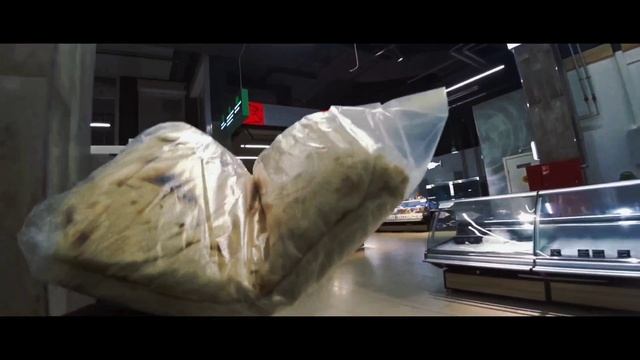 За горячим лавашом