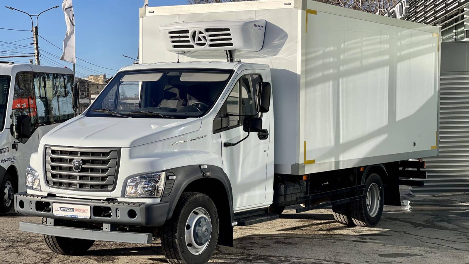ГАЗ ГАЗон Next 3010 GA 4x2 Дизель Механическая (168 л.с.) Рефрижератор 2022