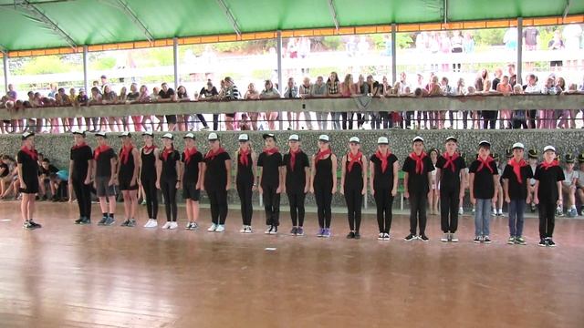 Детский лагерь Чайка (Алушта). Смотр строя и песни (2016-07-06) (08)