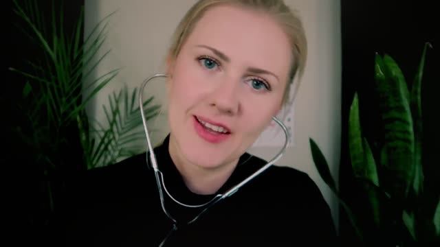 Нежный осмотр ваших глазок: GentleWhispering на русском

#ASMR #АСМР #GentleWhispering