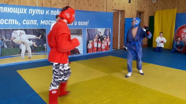 Глухов_Максим_vs_Алексеев_Эдуард_Первенство_Школы_Кирова_23.04.2017_г.