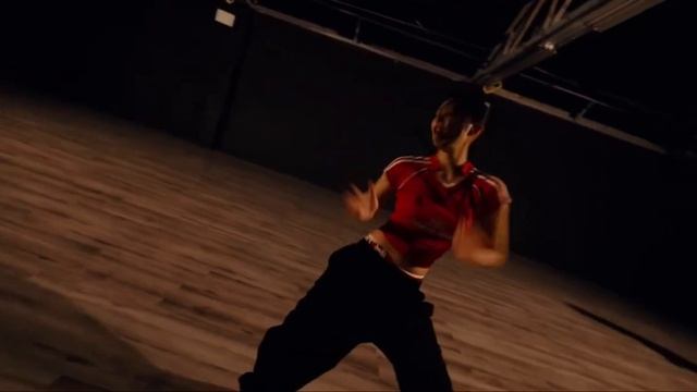 JENNIE - ‘ MANTRA’ Dance Practice Mirrored