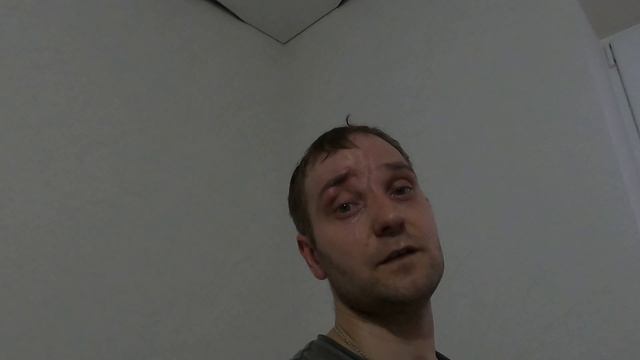 Как заправить двухуровневый натяжной потолок и как обработать угол под 90