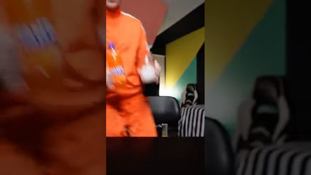 1000013596.mp4