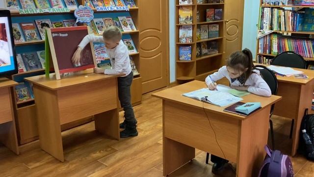 Сценка Понедельник по книге Э. Успенского "Меховой интернат"