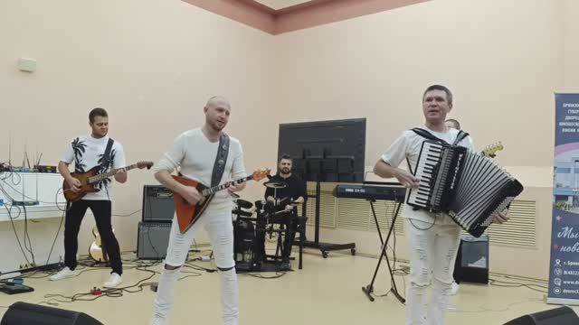 Встанем Я русский