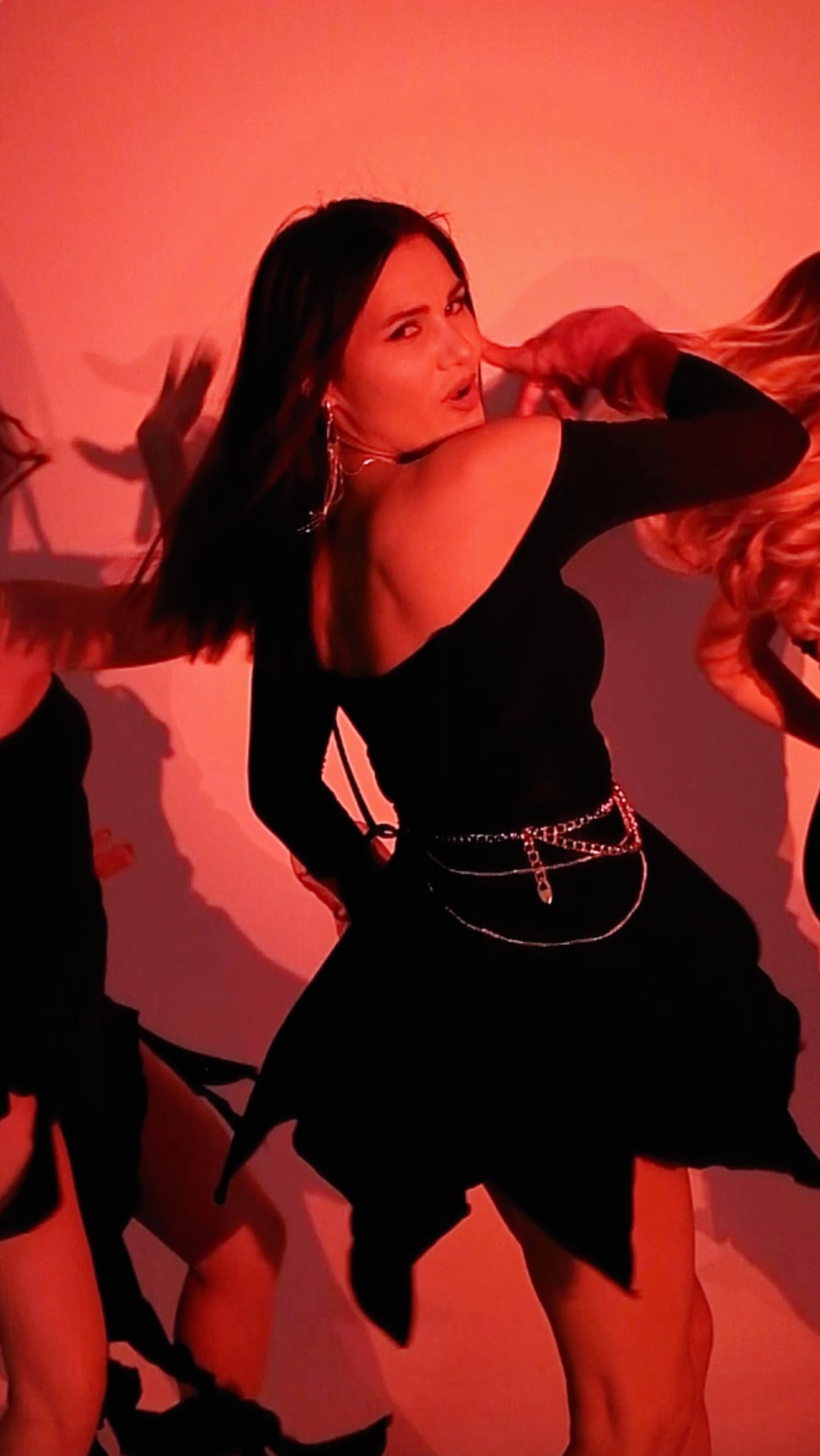 Adios лучшая песня для танцев)