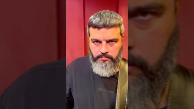 Лиза решила потроллить дядю Пашу... никто не знает, где теперь Лиза?
Концерт Из метро 29 ноября.