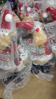 Обзор новогоднего товара в магазине в моем городе. Тихо Новый год крадётся!😄💥