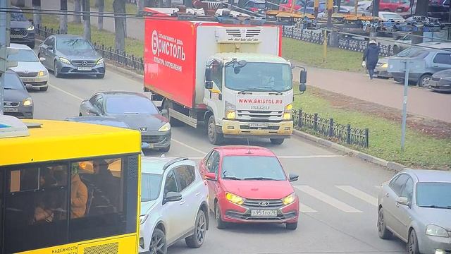 2024.11.12 Советская и Ленина_автобус2