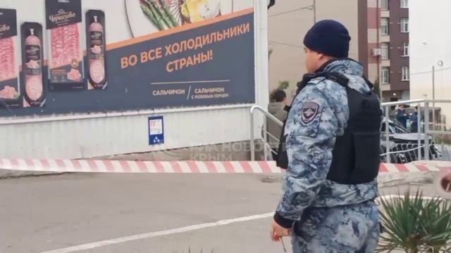 В Севастополе взорвалась машина, погиб военный