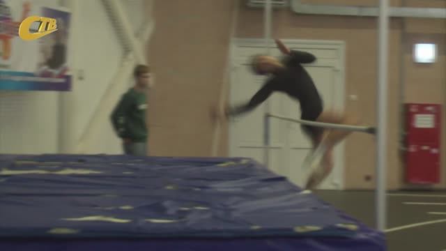 ТУРНИР ПО ПРЫЖКАМ В ВЫСОТУ ПАМЯТИ Г.А. ГЕРАЩЕНКО ПРОШЕЛ В ФОК "СТАРТ"