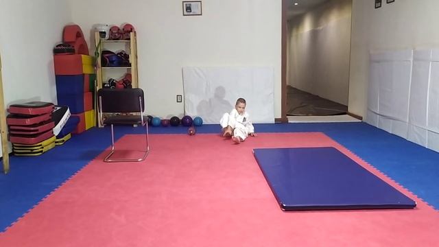Новожилов Серафим, ДЦП. Разминка. Athlete with cerebral palsy. Warmup.