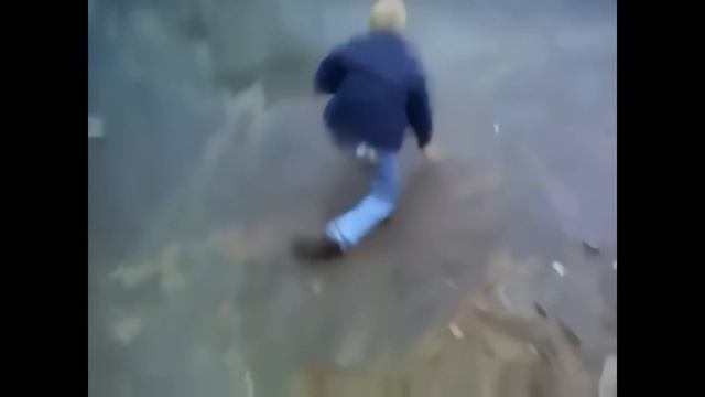 ДЕНЧИК СЛАЗИЕТ 8K 60FPS (УЛУЧШЕННЫЙ МЕМ)😶😶😶