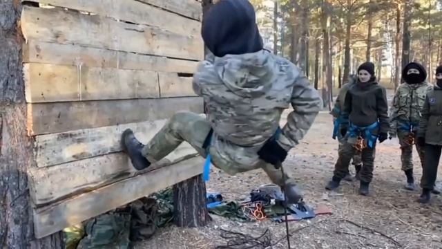 "И снова в бой, покой нам только снится!"