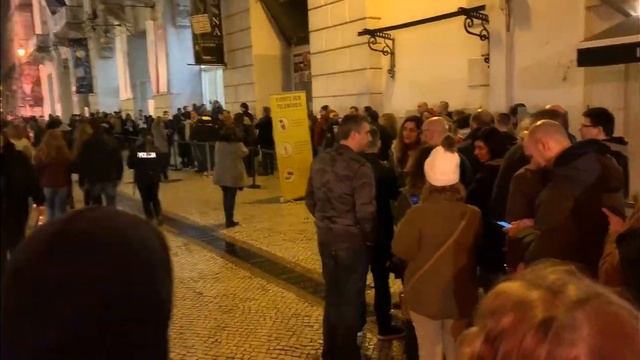 Очередь на концерт Мадонны.mp4