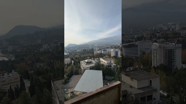 13.11.2024 Вид из 13 этажа Апарт-отеля "Лайнер" в Алуште.(Реконструкция здания)