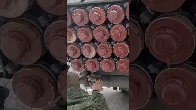 Бм-21 готовится к работе