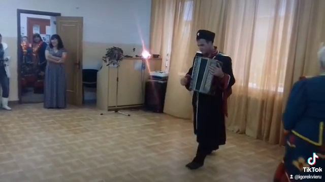 Игорь Виеру аккордеонист