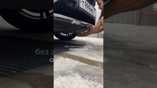 Подготовка кузова перед оклейкой в черный полиуретан. 
Работаем с Mercedes GLS в 167