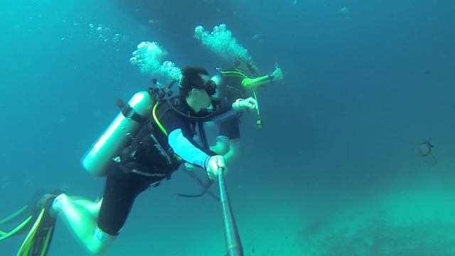 Thai Diving  35 m deep  and ship