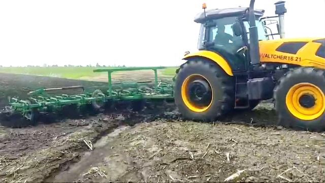 Трактор WALTCHER 210 л.с. с культиватором 10 м