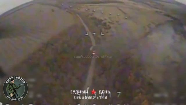 Уничтожение бандеровцев и пикапа с системой РЭБ.

Сгорели, не помог даже РЭБ,  СЛАВА РОССИИ