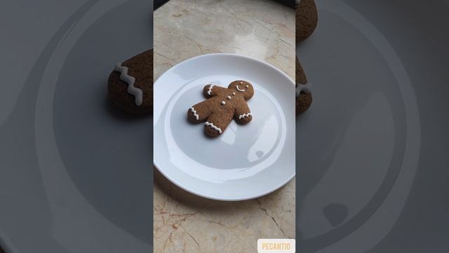 Видеоинструкция по приготовлению айсинга