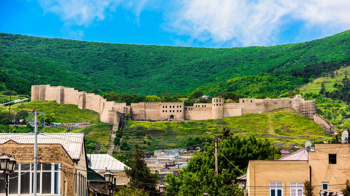 Дербентские ворота