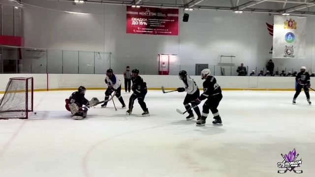 Хоккейный клуб "Аметист". Взрослая любительская хоккейная команда "Аметист".