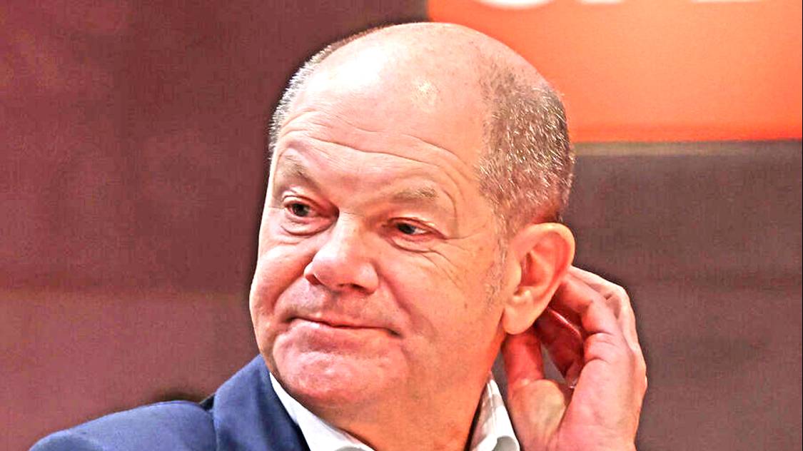 Шольца высмеяли в бундестаге после слов о бюджете Германии