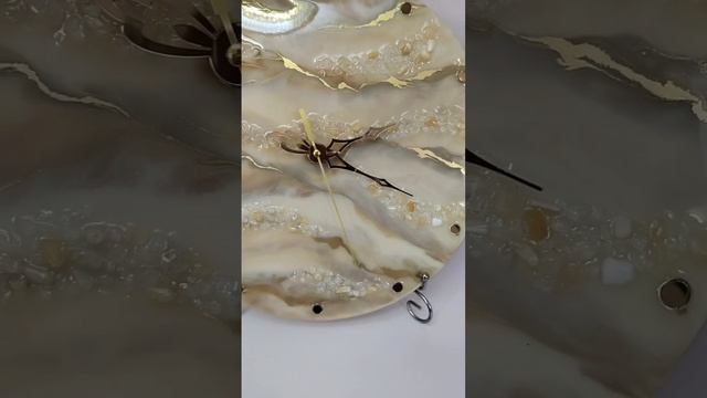 часы из эпоксидной смолы