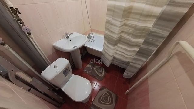 1645365